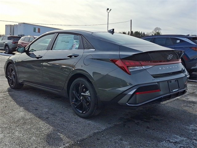 New 2026 Hyundai Elantra SEL Sport image 3