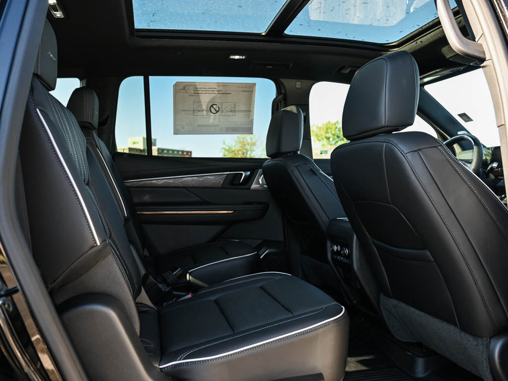 New 2026 Buick Enclave Avenir w/ Super Cruise Package image 14