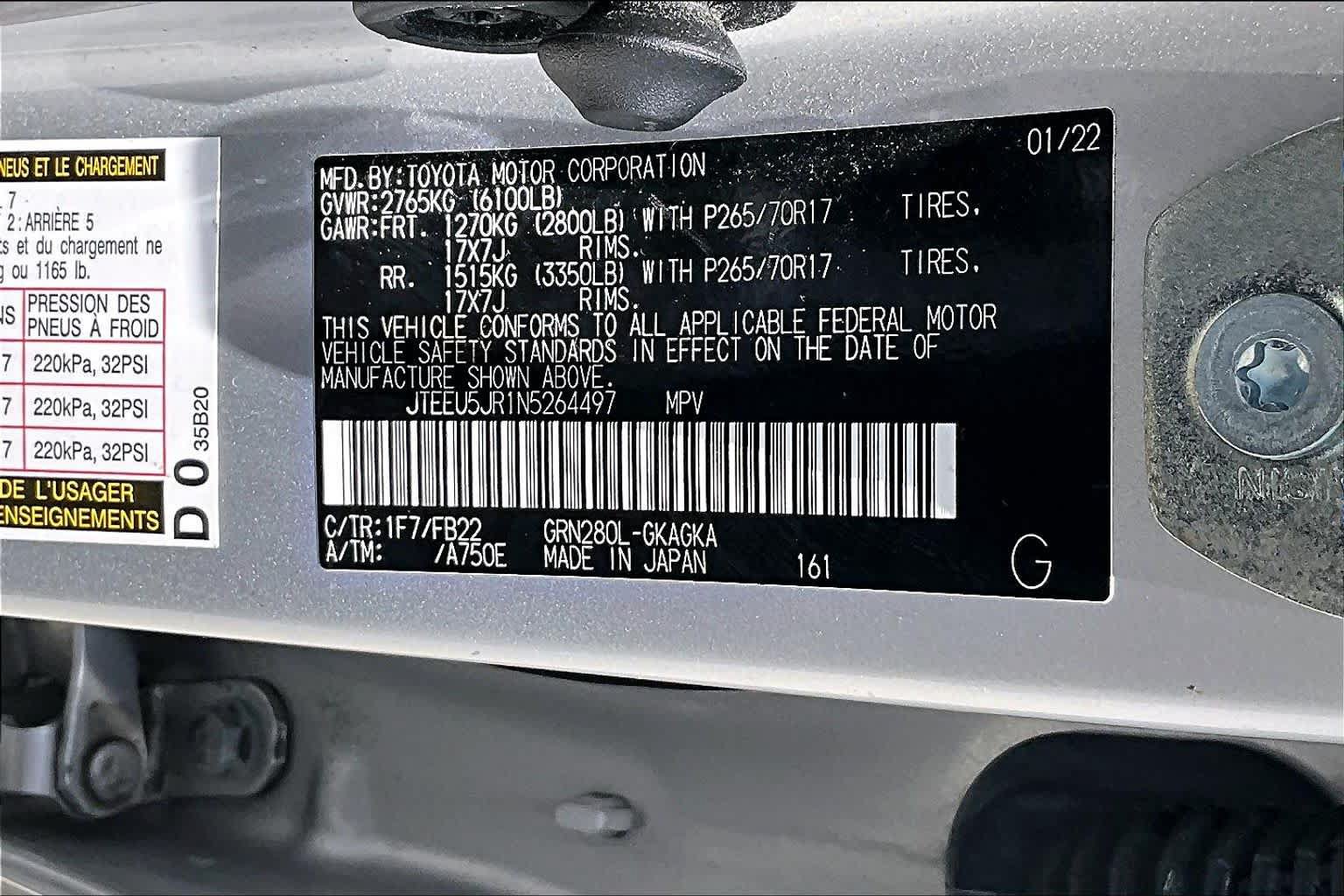 Used 2022 Toyota 4Runner SR5 RWD image 33