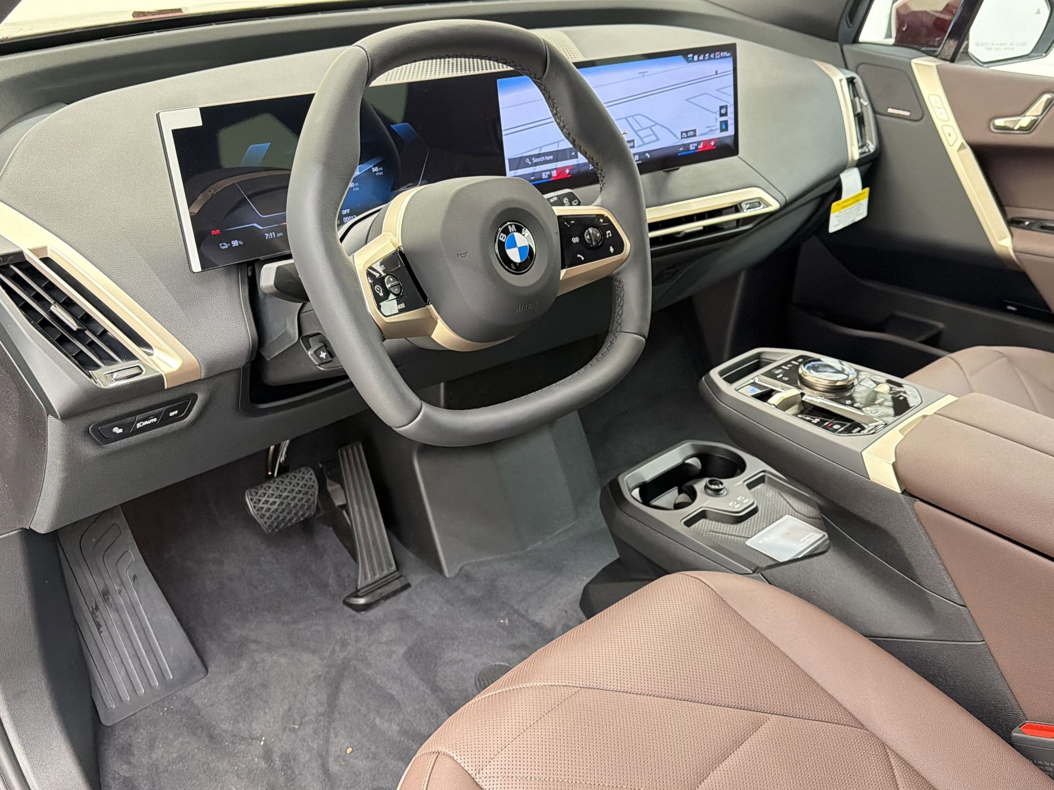 New 2026 BMW iX xDrive45 image 4