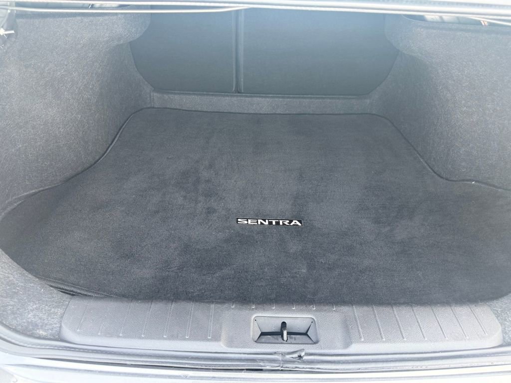 Used 2025 Nissan Sentra SV image 23