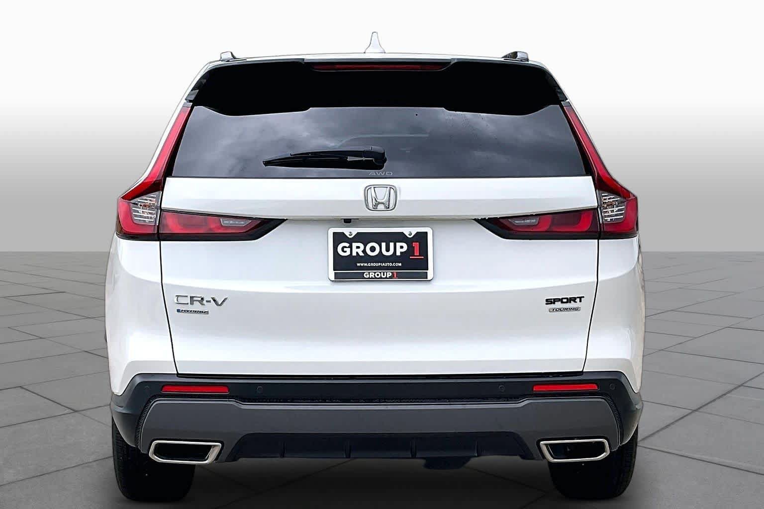 Used 2024 Honda CR-V Sport Touring image 4