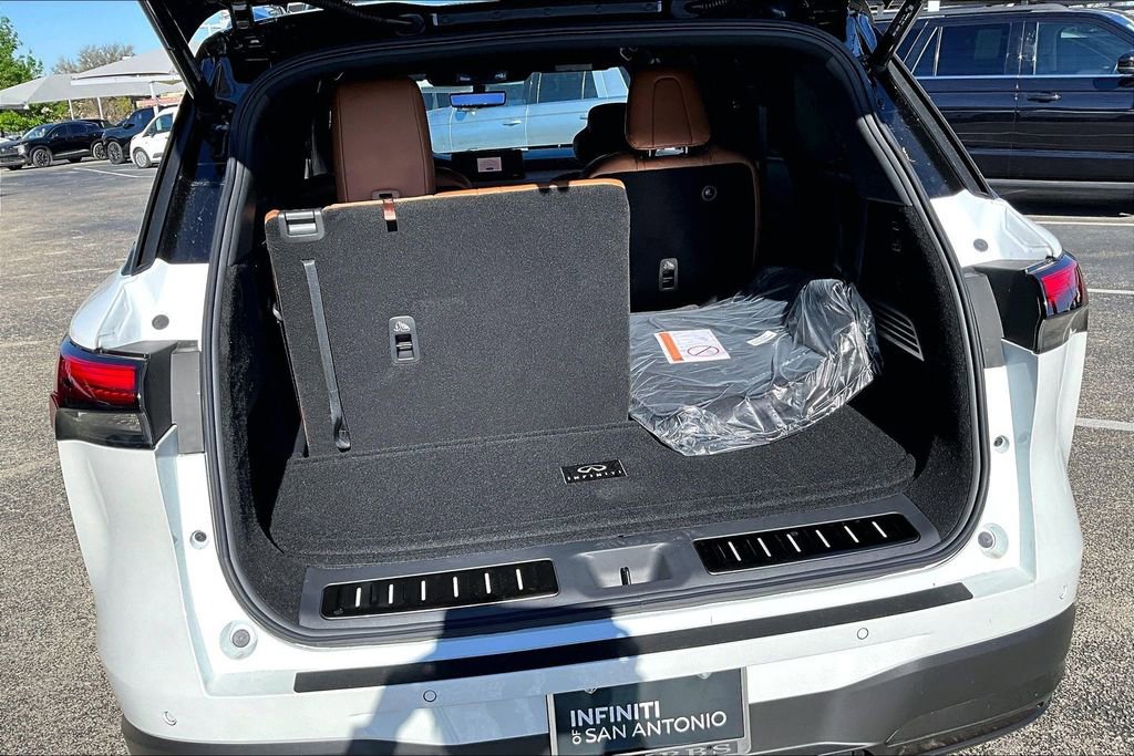 New 2026 INFINITI QX60 Autograph w/ Dark Cargo Package image 40