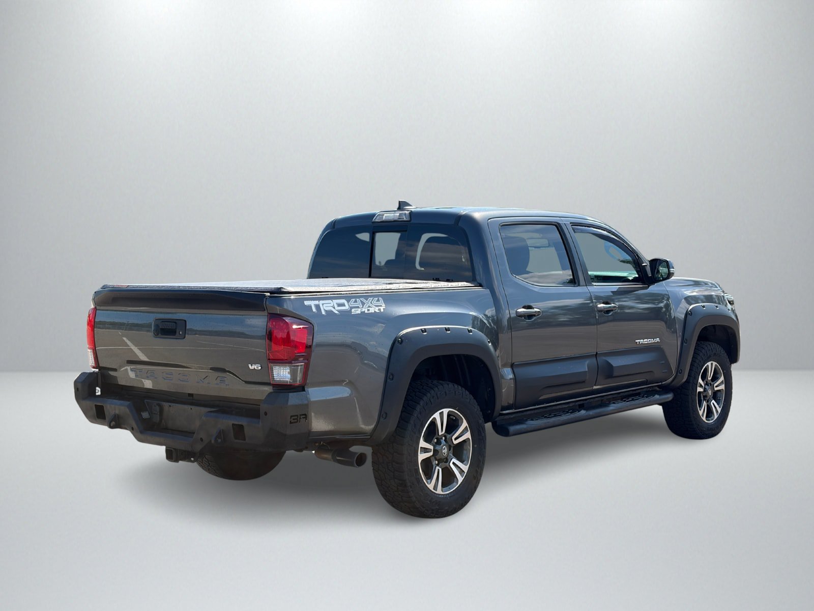 Used 2019 Toyota Tacoma TRD Sport AWD/4WD image 5