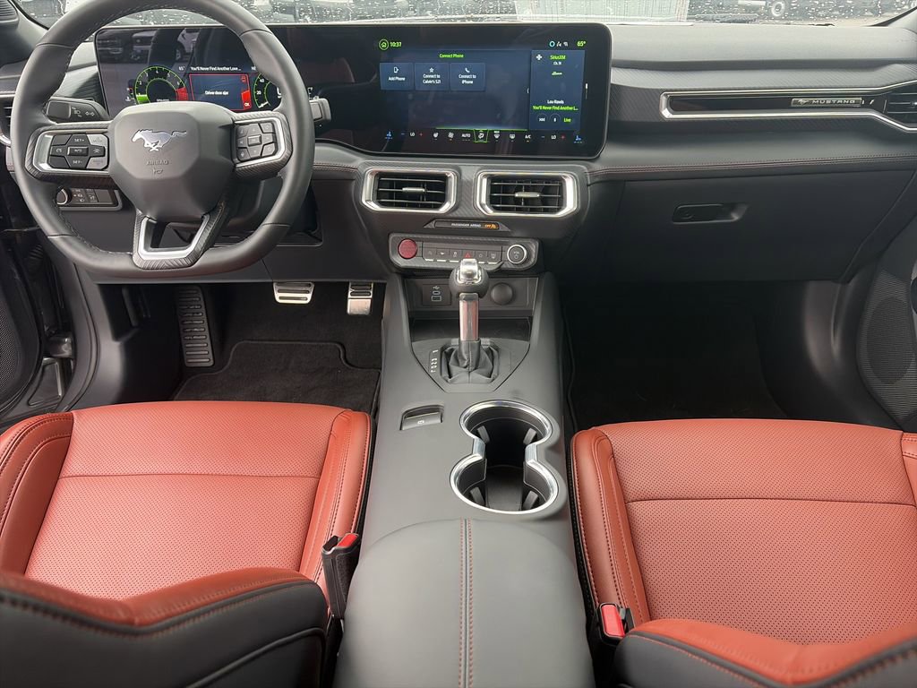 Used 2025 Ford Mustang Premium RWD image 12