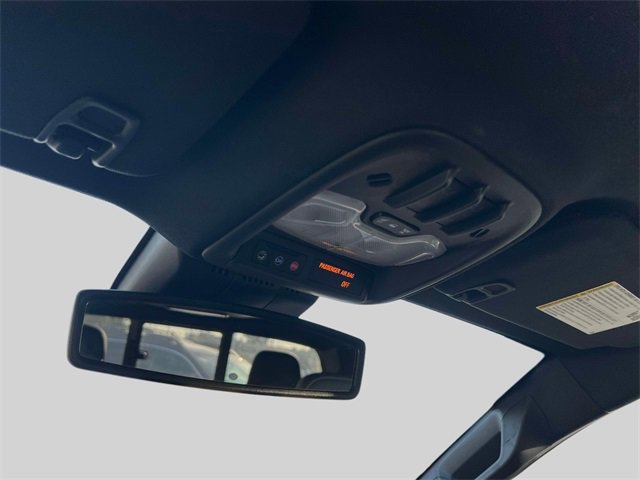 Used 2024 GMC Canyon Denali image 31