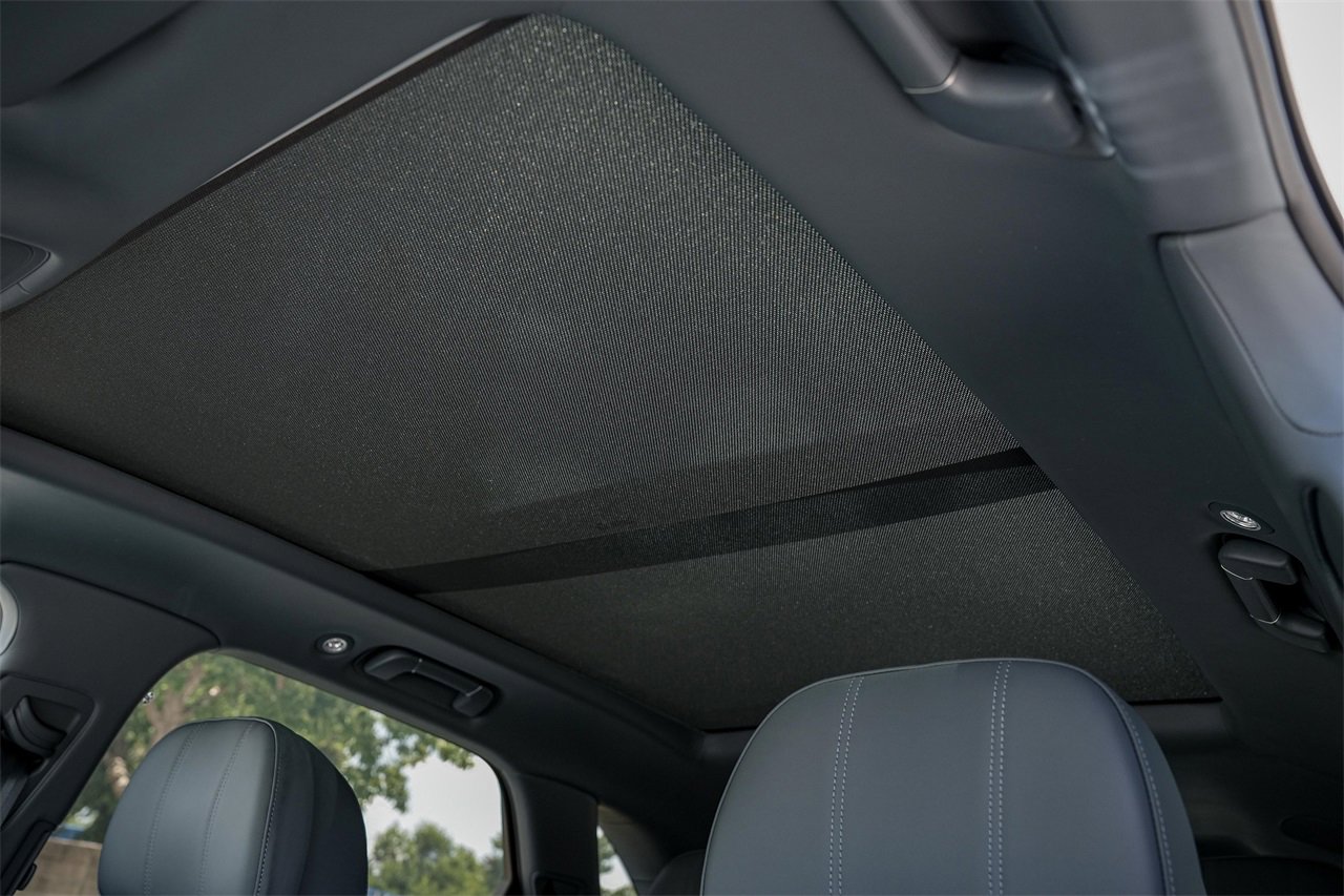 New 2025 Bentley Bentayga image 23