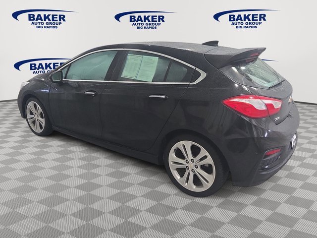 Used 2017 Chevrolet Cruze Premier image 4