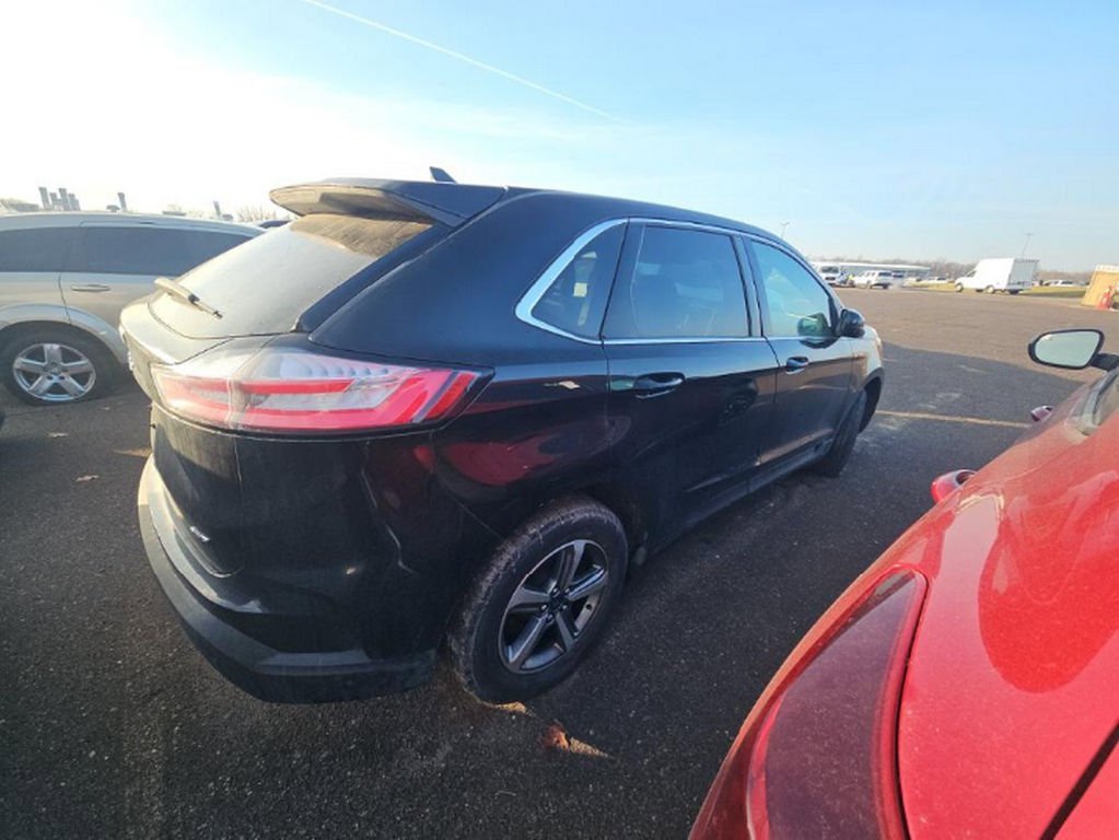 Used 2021 Ford Edge SEL w/ Convenience Package image 4