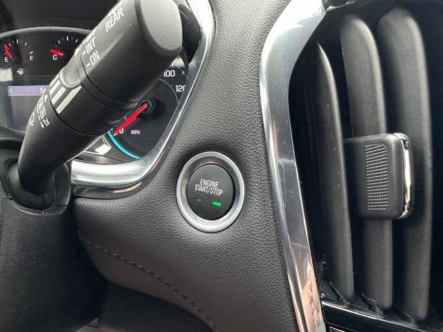 Used 2023 Chevrolet Traverse LT FWD image 14