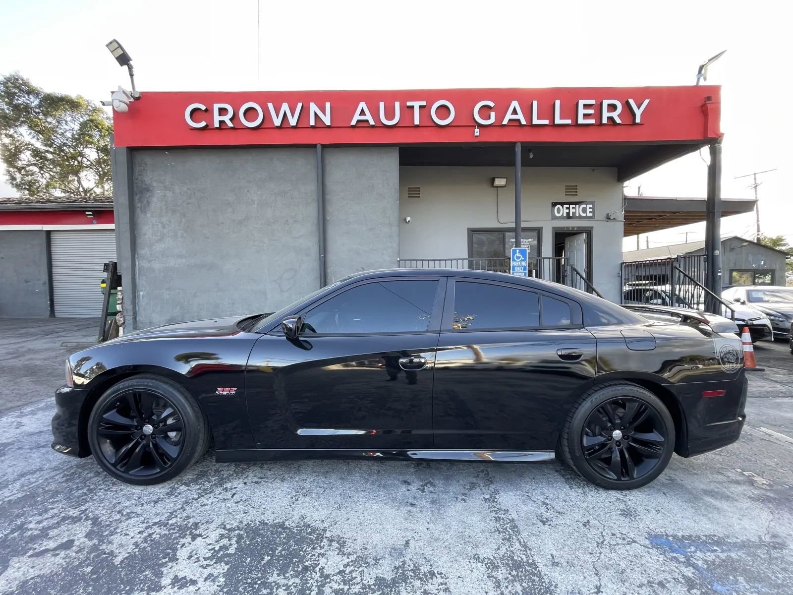 Used 2012 Dodge Charger SRT8 Super Bee w/ Premium Audio Group II RWD image 6