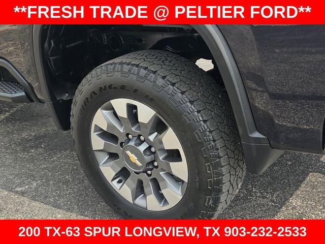 Used 2024 Chevrolet Silverado 2500 Custom w/ Custom Value Package AWD/4WD image 8