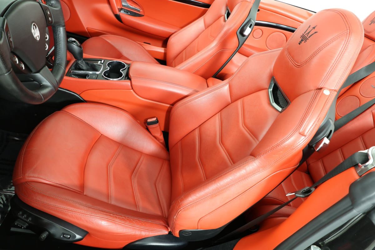 Used 2017 Maserati GranTurismo Convertible RWD image 9
