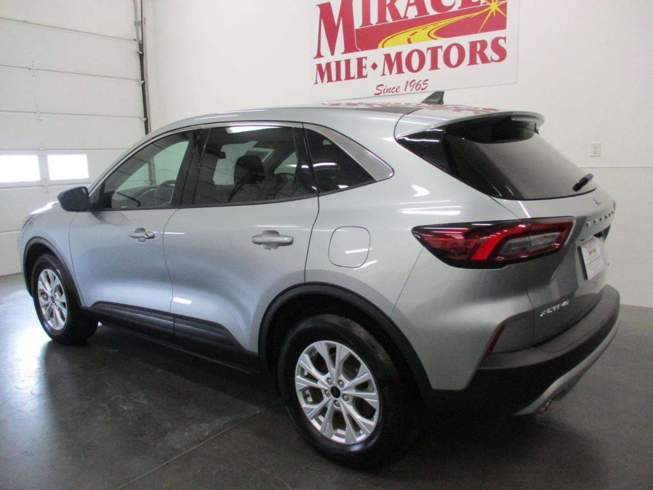 Used 2023 Ford Escape Active image 4