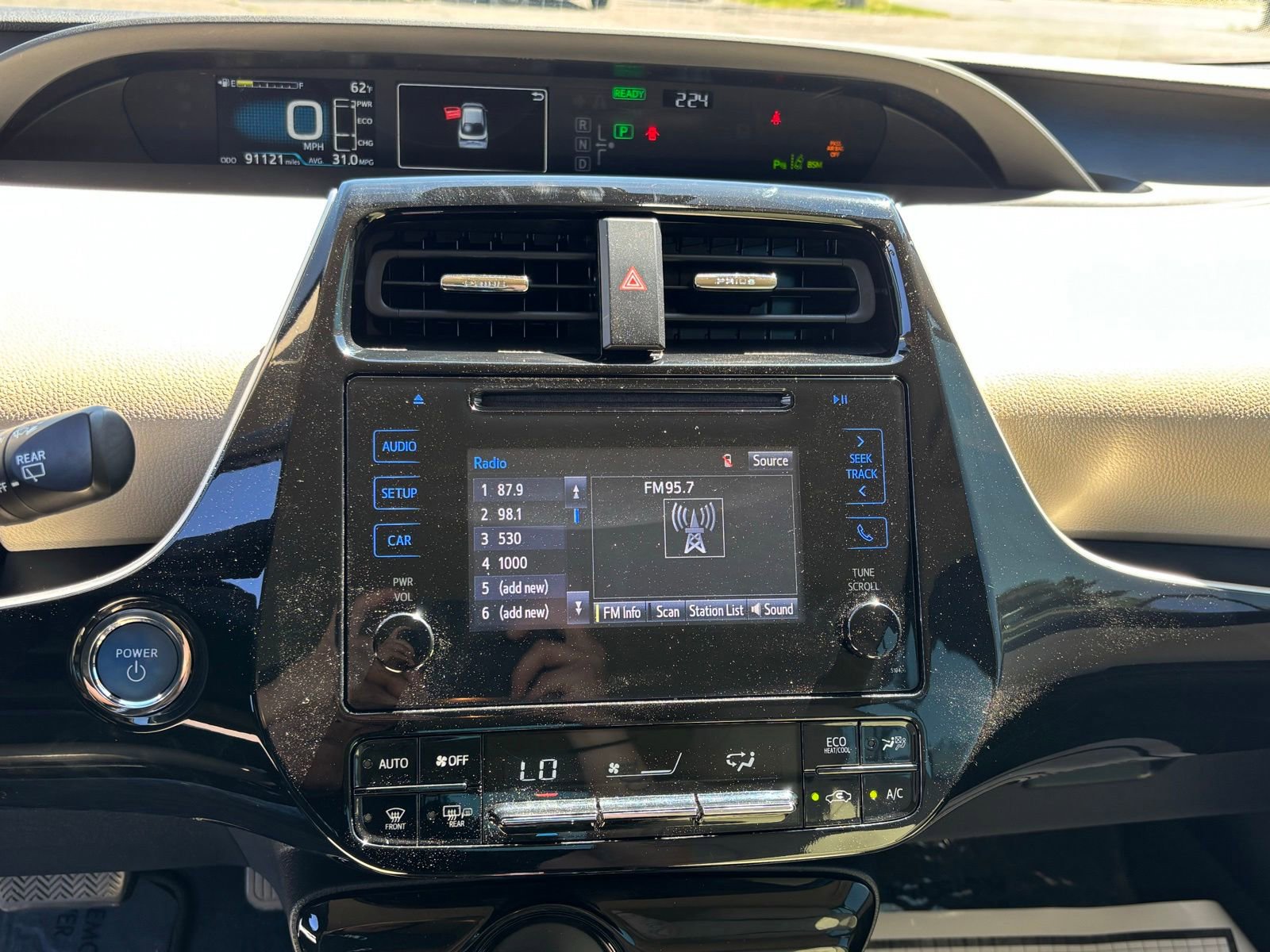 Used 2019 Toyota Prius XLE w/ Advanced Technology Package AWD/4WD image 15