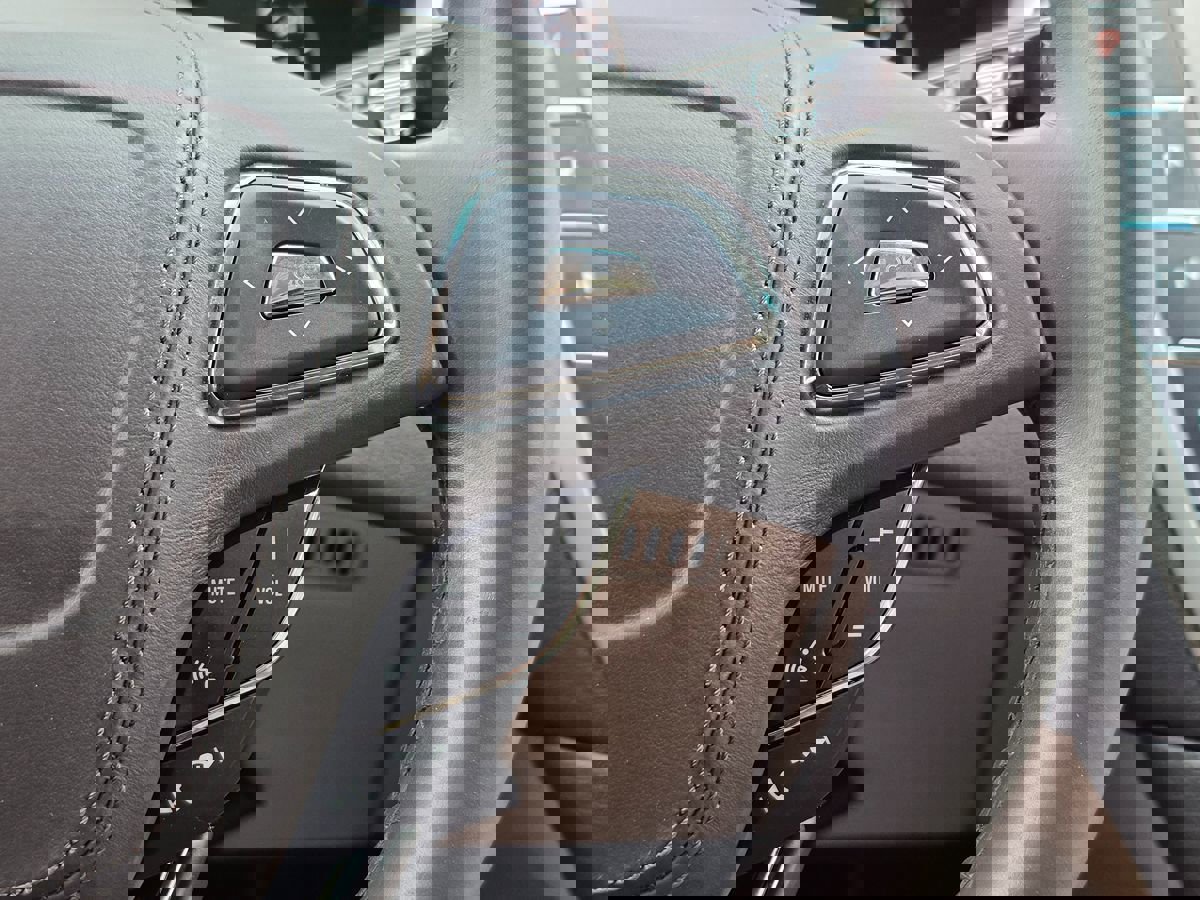 Used 2017 Lincoln MKZ Reserve image 33