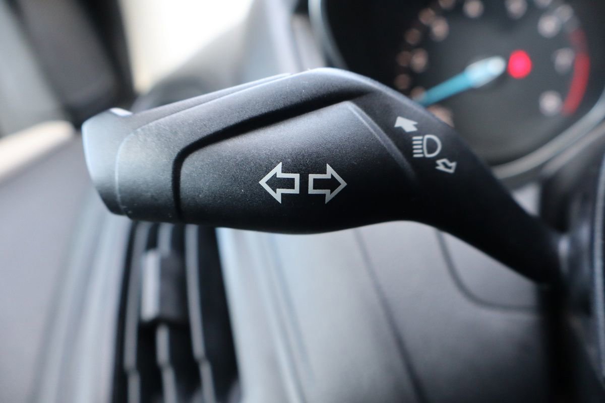 Used 2018 Ford Focus SE image 31