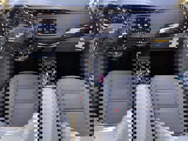 Certified 2021 Cadillac XT4 Luxury w/ Cold Weather Package image 10