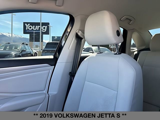 Used 2019 Volkswagen Jetta S w/ Driver Assistance Package image 33