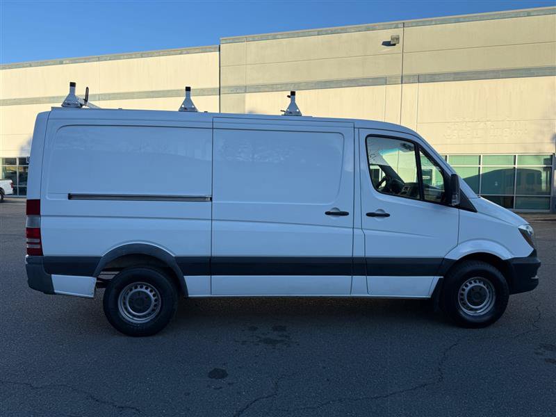 Used 2017 Mercedes-Benz Sprinter 2500 image 22