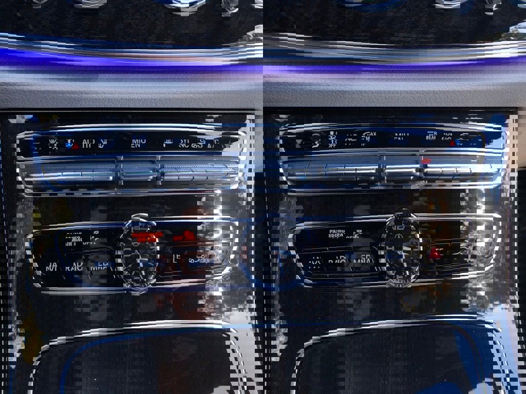 Certified 2020 Mercedes-Benz E 450 4MATIC Sedan image 28