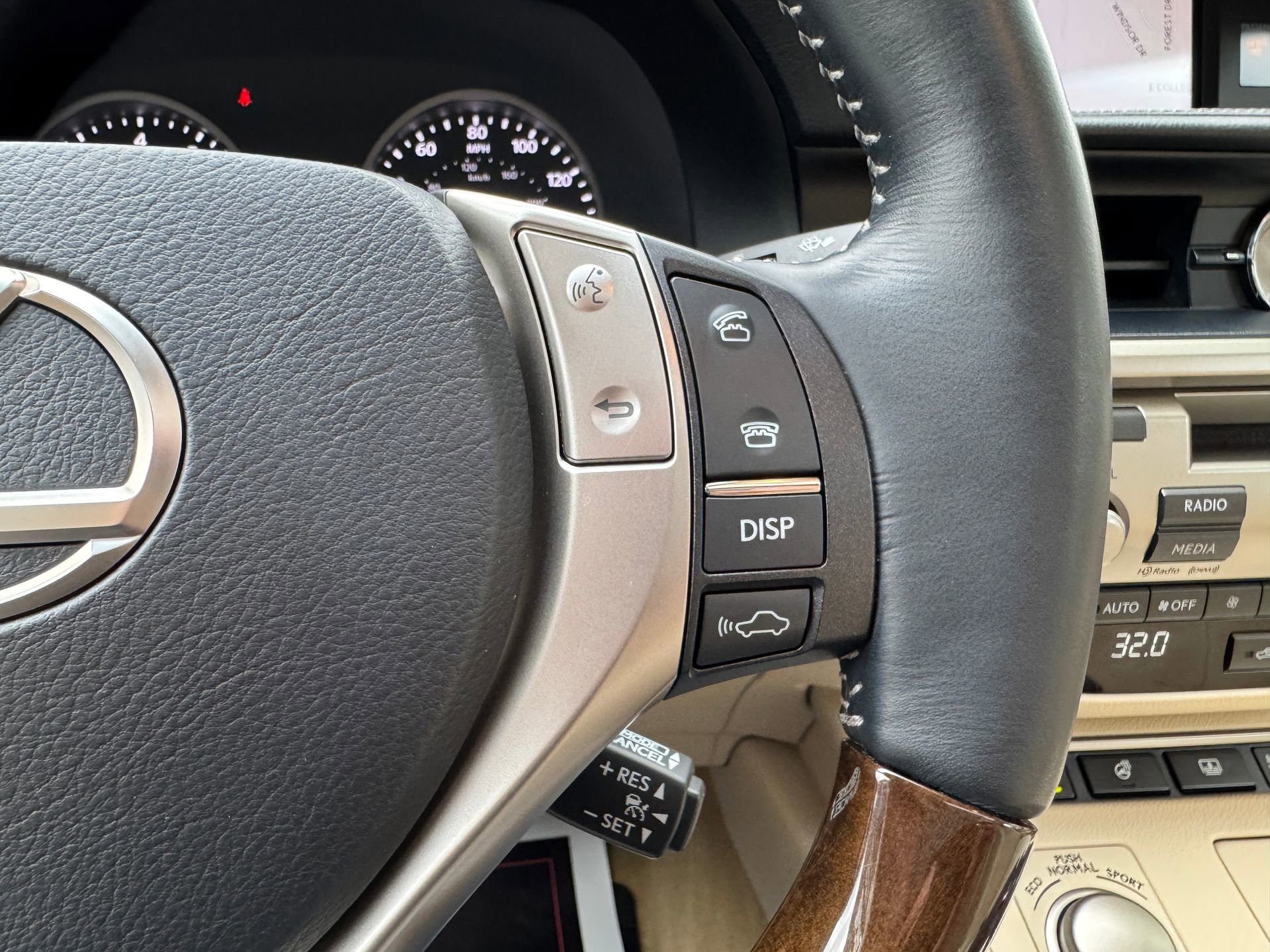 Used 2013 Lexus ES 350 image 40