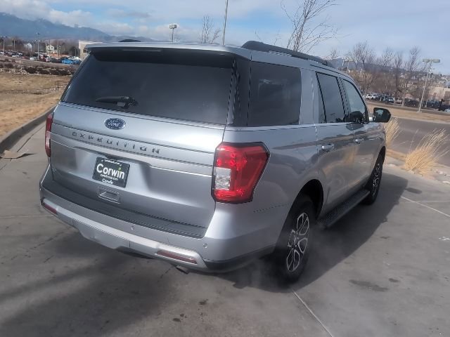 Used 2024 Ford Expedition XLT image 9