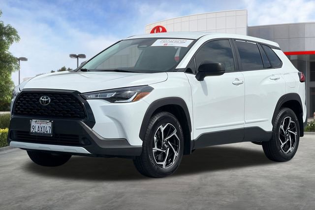 Certified 2024 Toyota Corolla Cross L FWD image 10