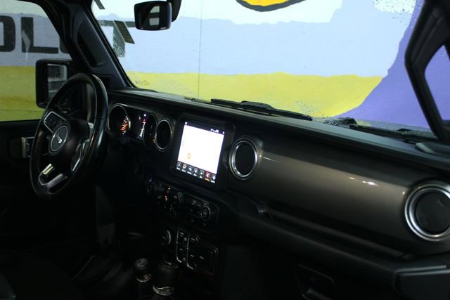 Used 2020 Jeep Wrangler Unlimited Sahara w/ Uconnect 4C Nav & Sound Group image 11