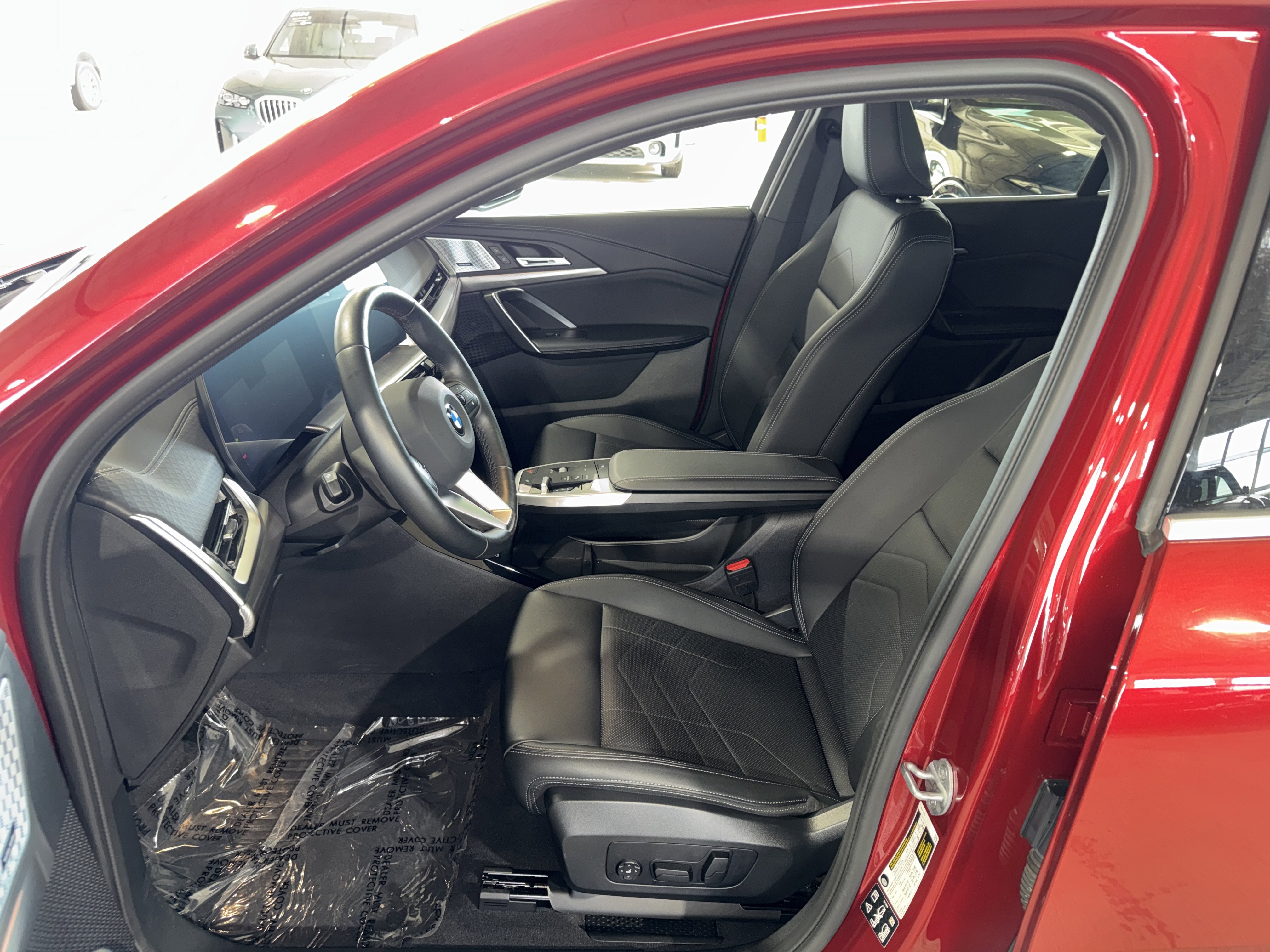 Certified 2025 BMW X2 xDrive28i w/ Premium Package image 19