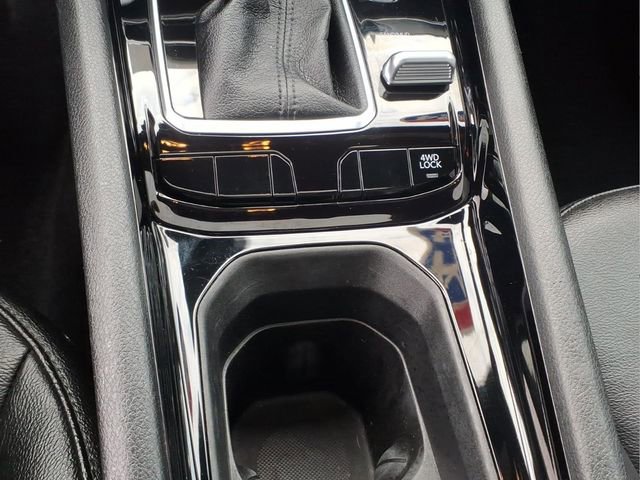 Used 2024 Jeep Compass Limited w/ High Altitude Package image 19