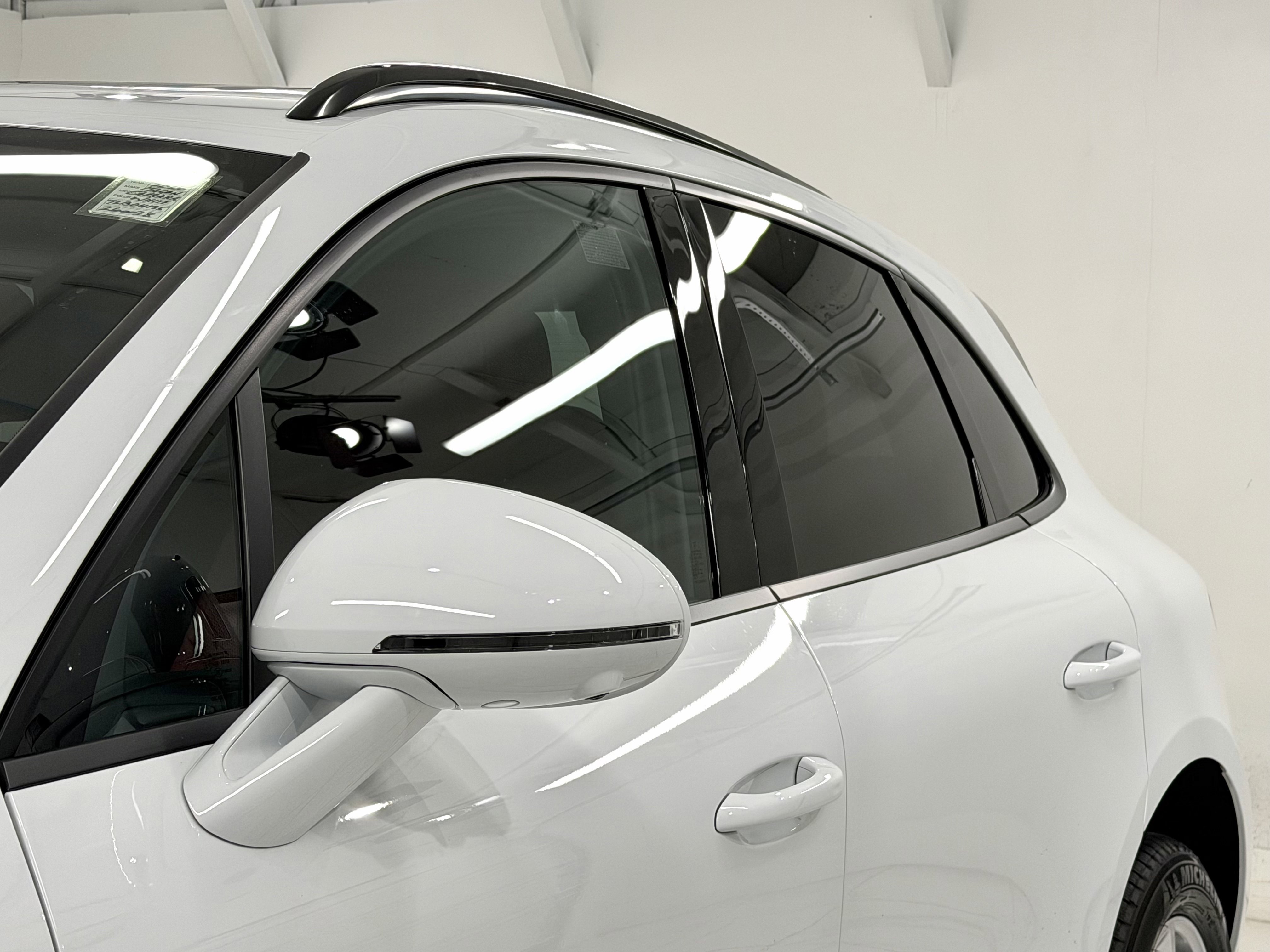 New 2026 Porsche Macan image 19