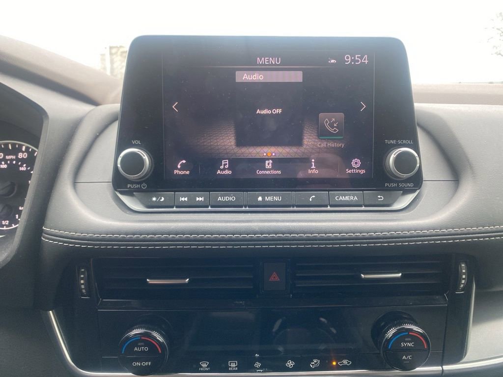 Used 2023 Nissan Rogue SV image 22