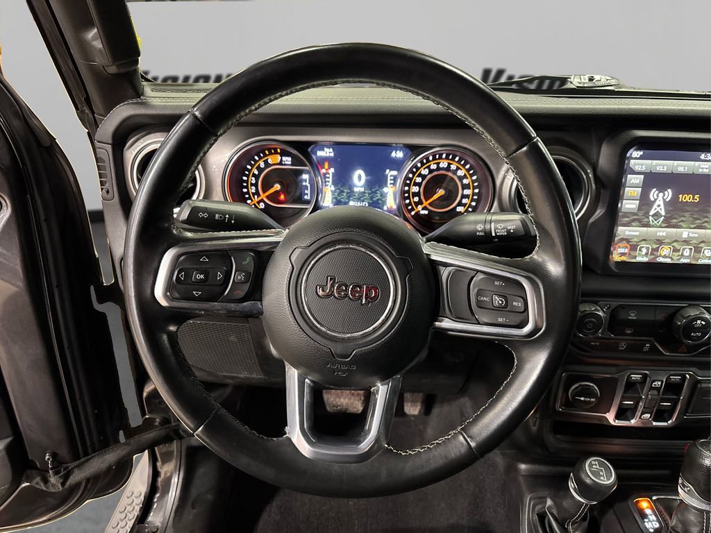 Used 2018 Jeep Wrangler Unlimited Sahara image 25