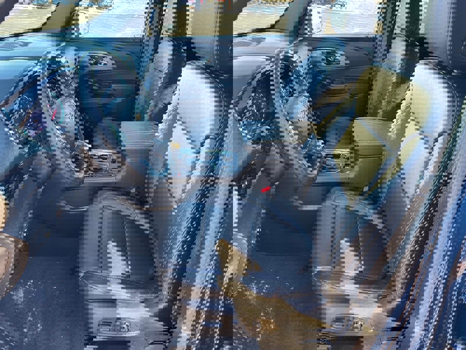 Certified 2023 Chevrolet Traverse LT w/ LPO, Floor Liner Package image 5