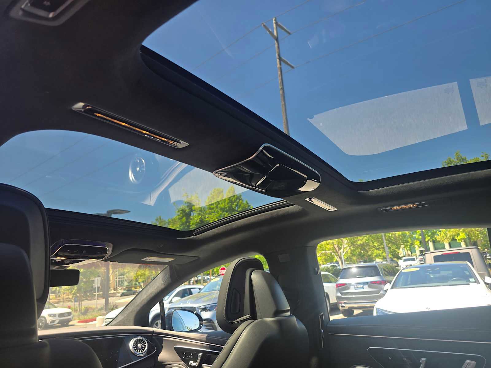 Certified 2023 Mercedes-Benz EQS 580 4MATIC Sedan image 20