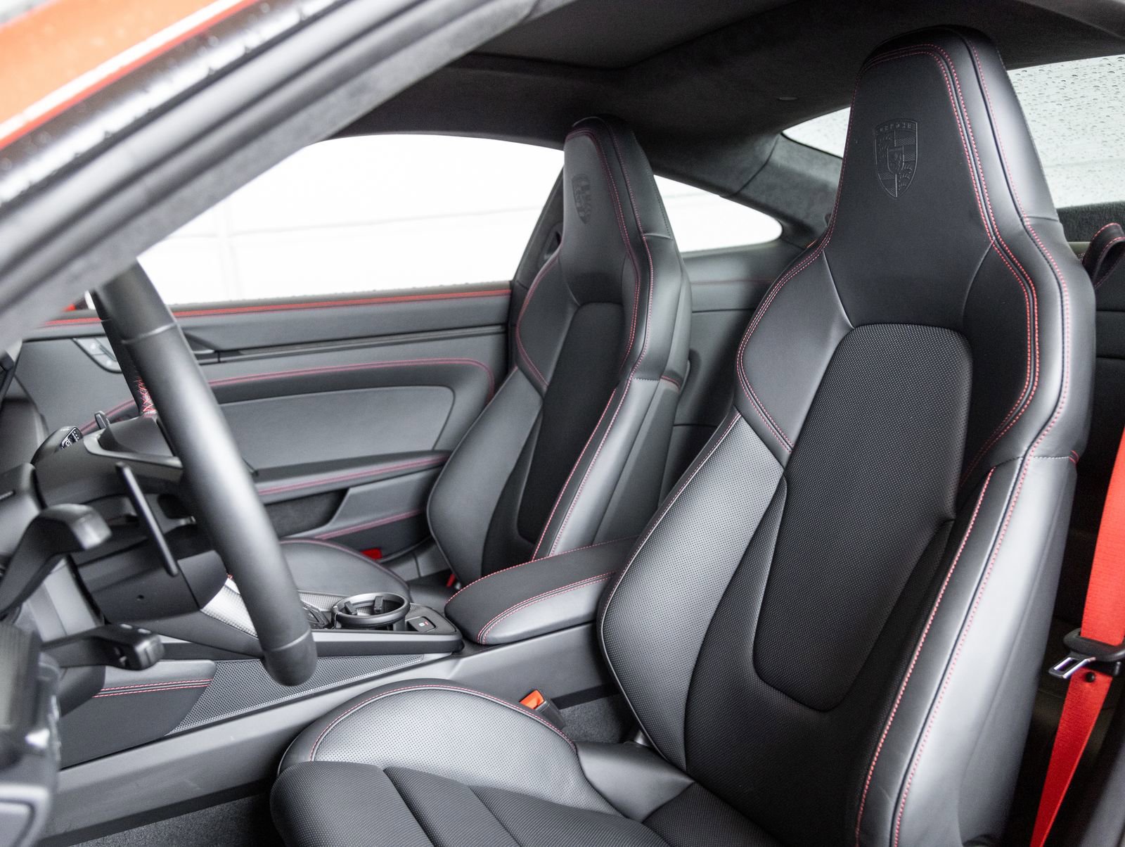 Used 2025 Porsche 911 Carrera GTS RWD image 5