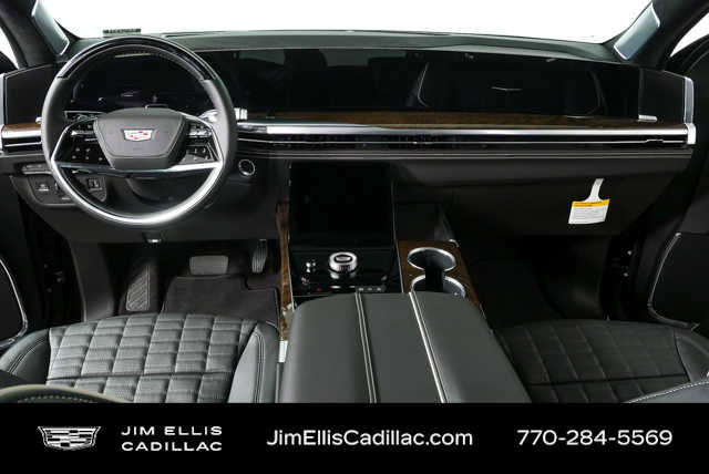 Used 2026 Cadillac Escalade ESV Platinum Sport AWD/4WD image 18