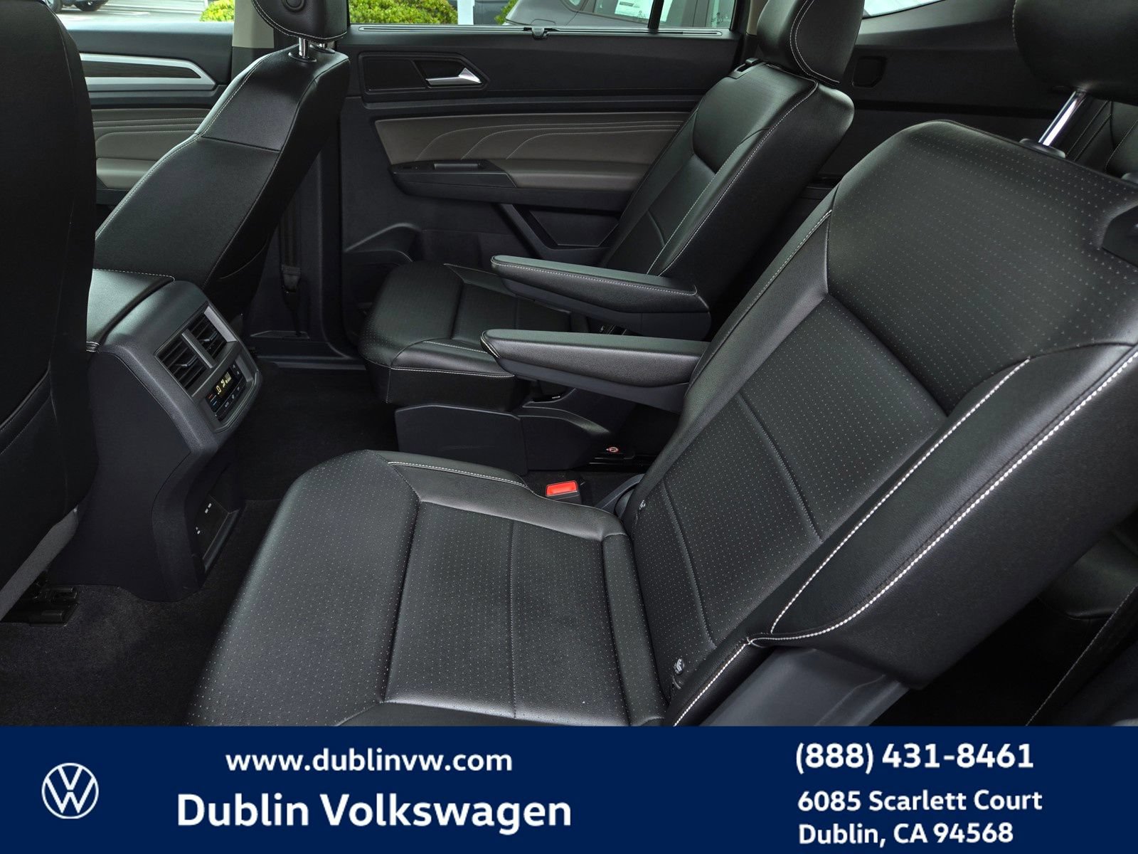 Certified 2023 Volkswagen Atlas SE w/ Panoramic Sunroof Package AWD/4WD image 12