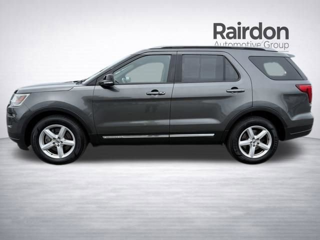 Used 2018 Ford Explorer XLT w/ Equipment Group 201A FWD image 4