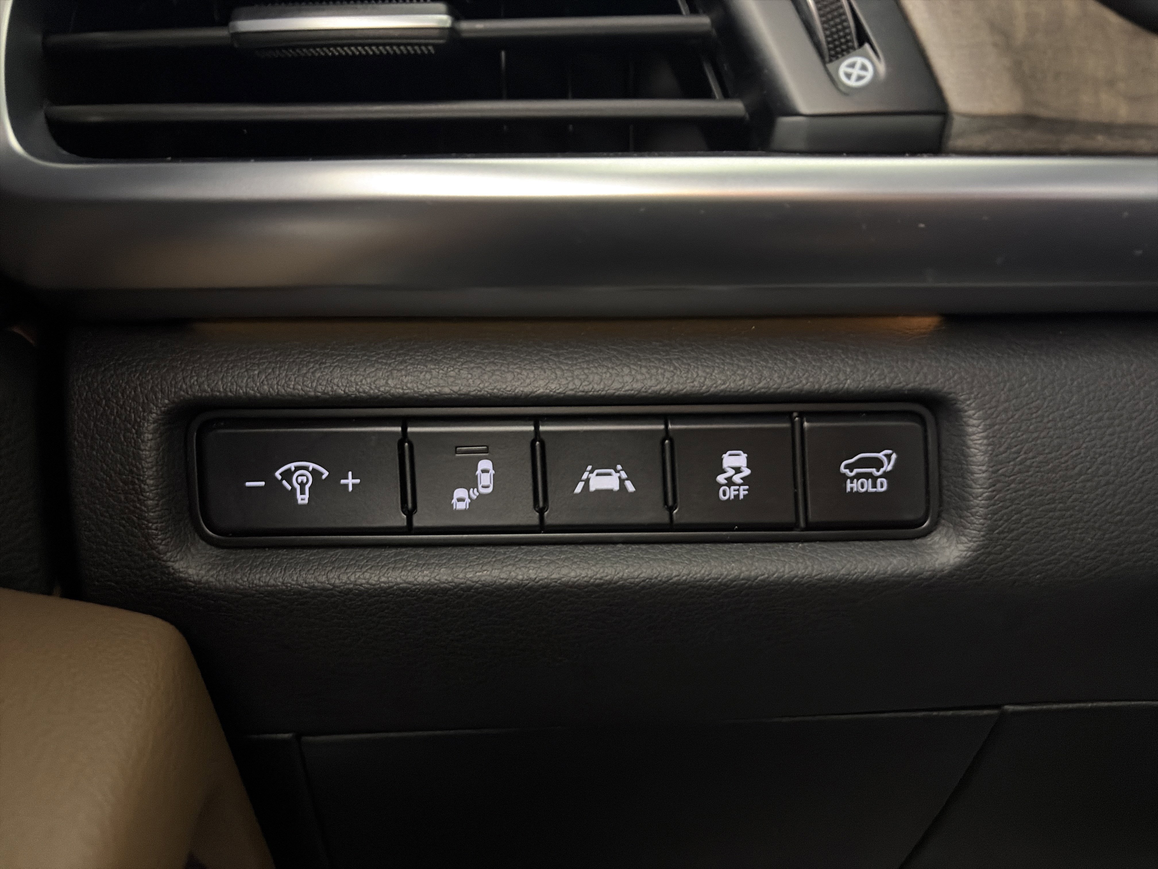 Used 2020 Kia Telluride SX w/ SX Prestige Package image 36