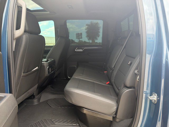 Used 2026 Chevrolet Silverado 2500 LTZ w/ LTZ Plus Package AWD/4WD image 14