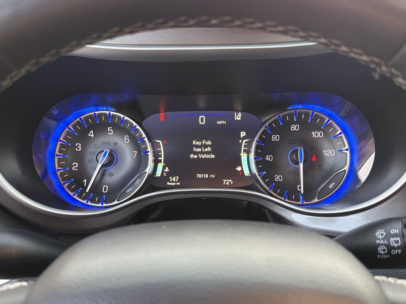 Used 2024 Chrysler Pacifica Touring-L FWD image 25