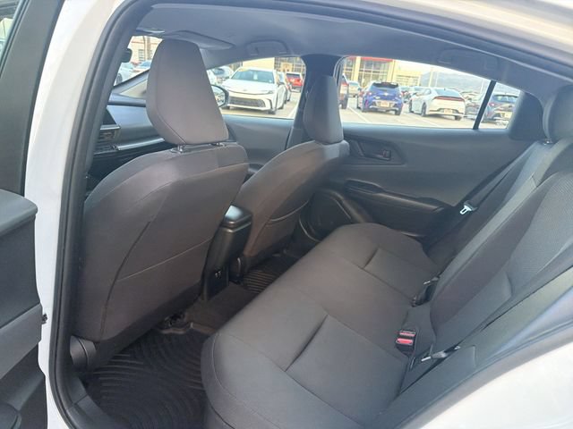 Certified 2025 Toyota Prius LE FWD image 27