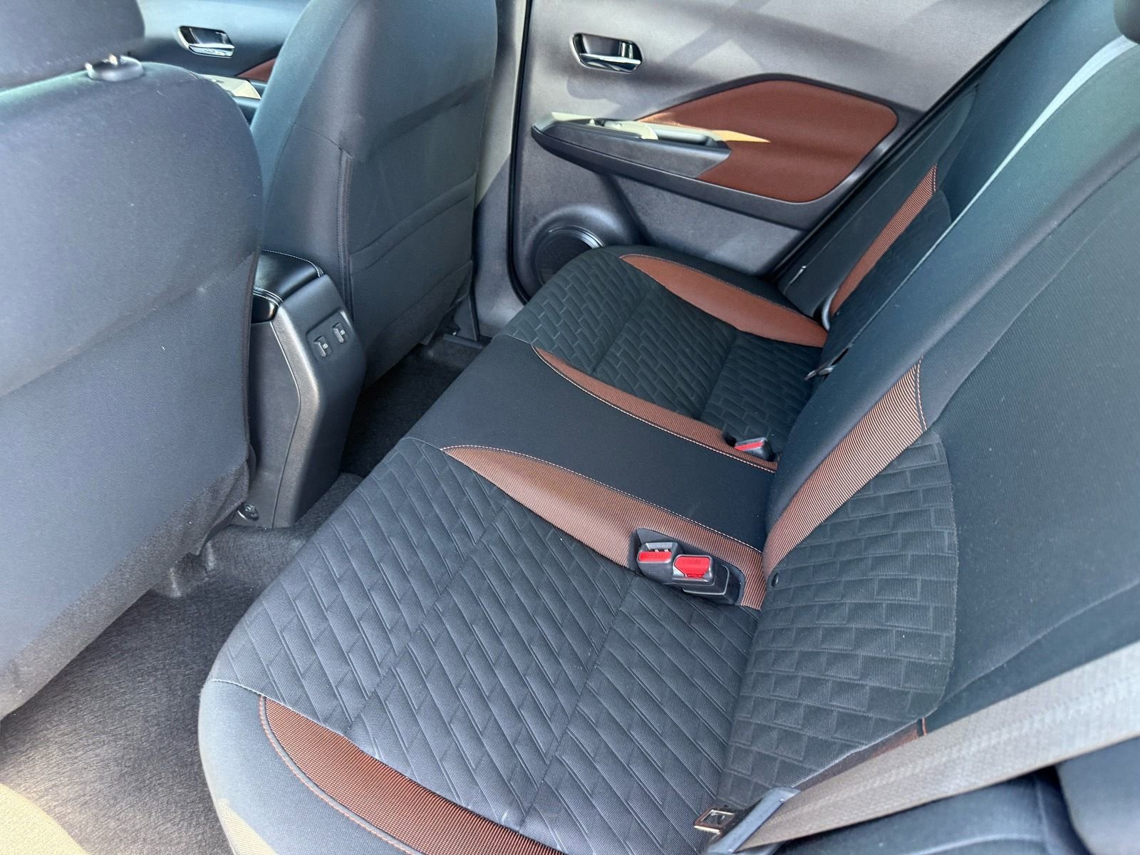 Used 2024 Nissan Kicks SR image 26