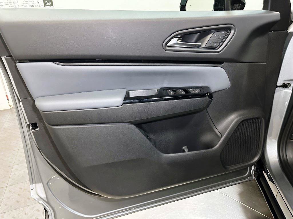 New 2026 Honda Prologue Touring image 11