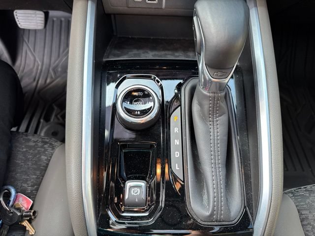 Used 2024 Chevrolet Colorado ZR2 w/ Technology Package AWD/4WD image 19