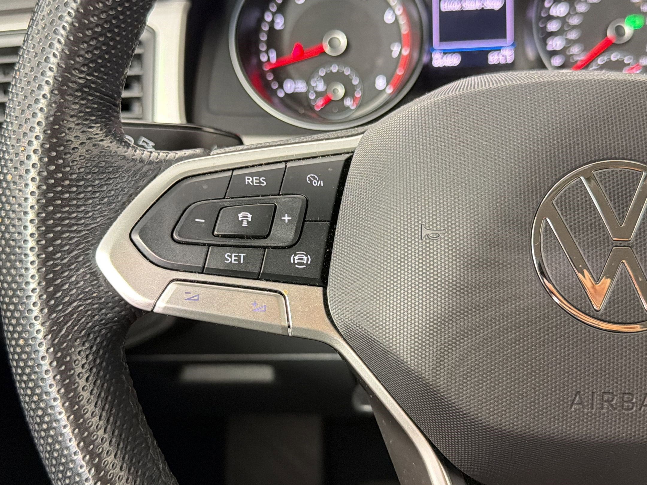 Used 2021 Volkswagen Atlas SE AWD/4WD image 21
