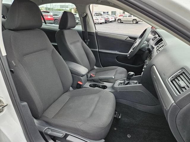 Used 2015 Volkswagen Jetta SE FWD image 20