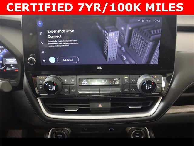 Used 2024 Toyota Grand Highlander Limited image 23